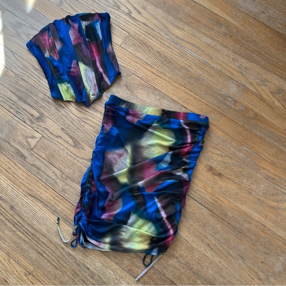 Bold Mood Printed Midi Skirt- worn once - Picture 5 of 9